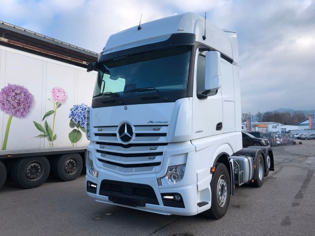 Mercedes-Benz Actros 2553 LS GigaSpace