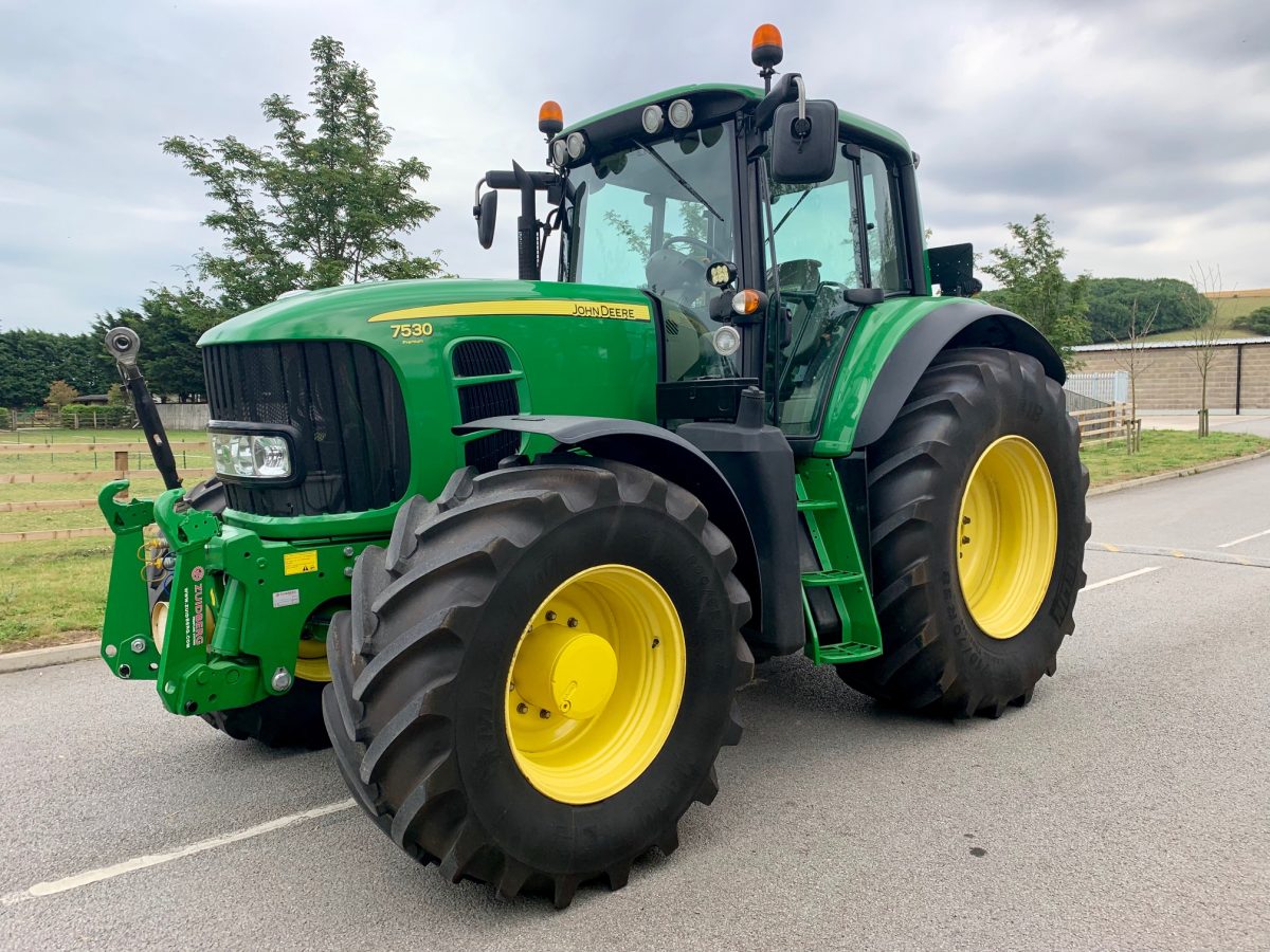 JOHN DEERE 7530 PREMIUM