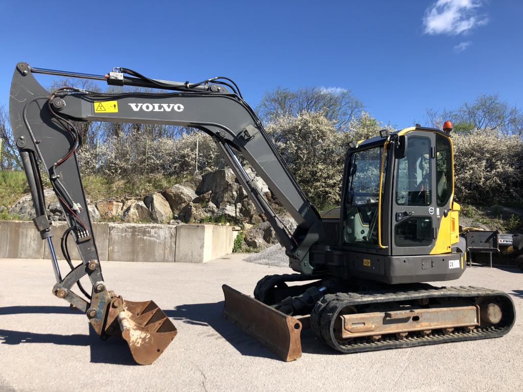 VOLVO ECR88D