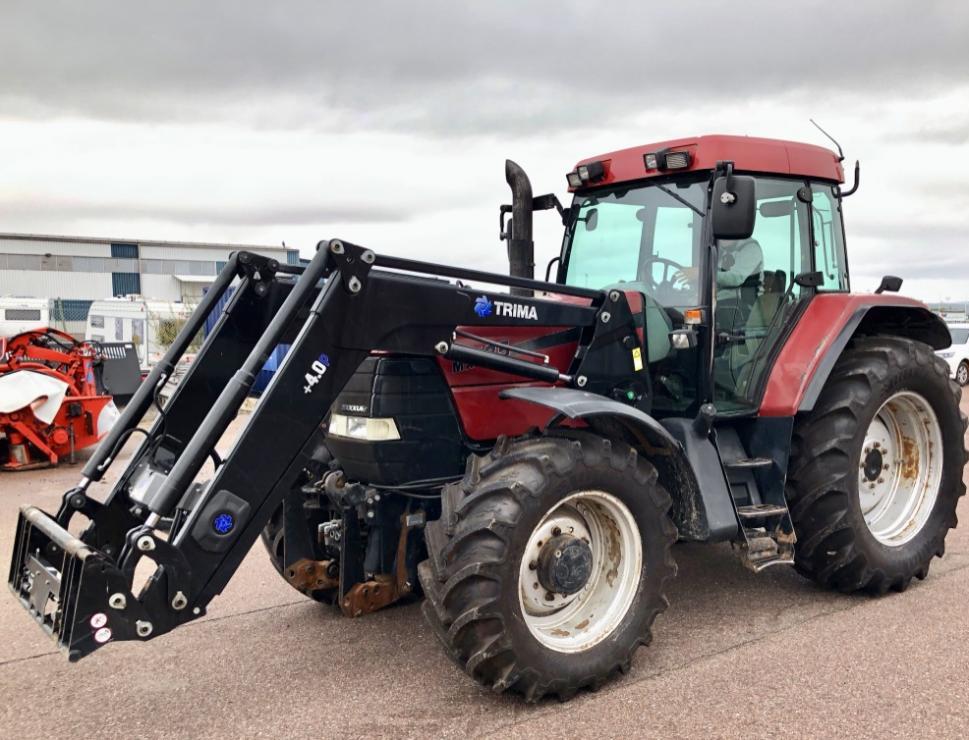 CASE MX135